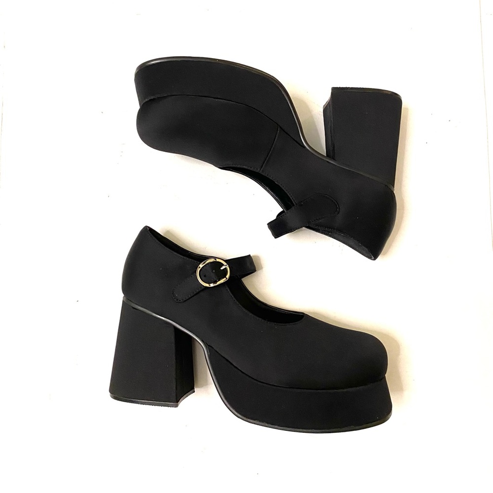 UNIF Annie Mary Jane Black Satin Platform Shoes Heels Goth Emo Punk Y2K Buckle